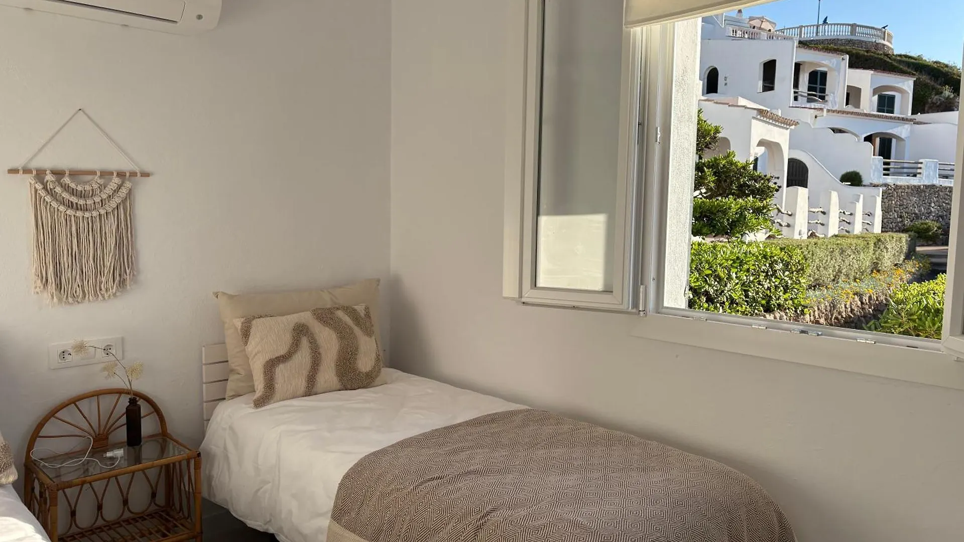 Holiday home El Mirador De Nali - Acces Direct A La Plage Arenal d'en Castell Spain